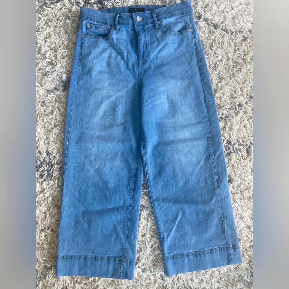 Banana Republic wide leg crop Jean light wash